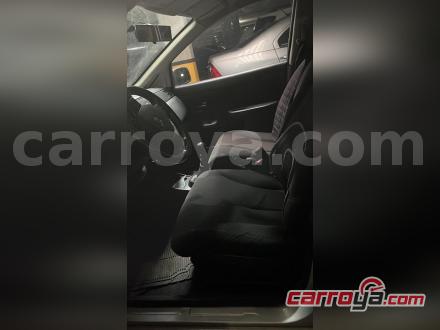 Nissan Tiida 2012 - imagen 1