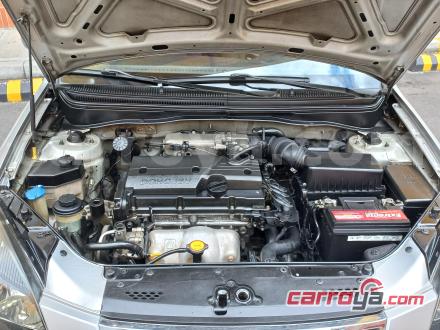 KIA Rio Xcite 2011 - imagen secundaria 2