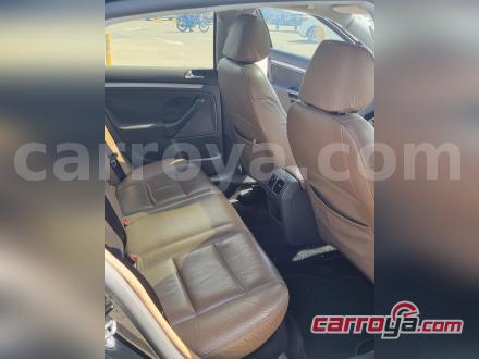 Volkswagen Bora 2005 - imagen secundaria 2