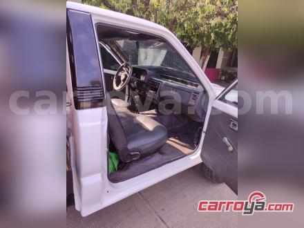 Mazda B2600 1993 - imagen secundaria 1