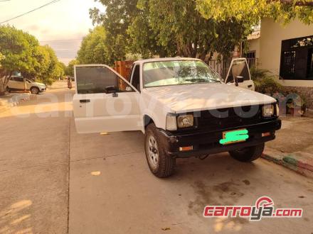 Mazda B2600 1993 - imagen secundaria 2