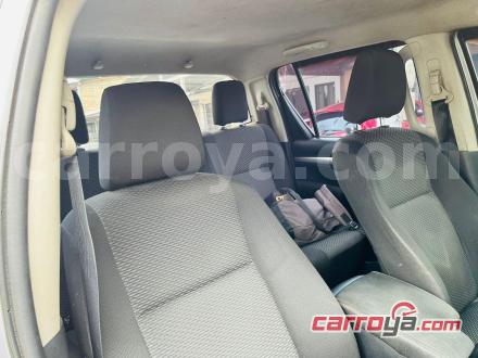 Toyota Hilux 2019 - imagen secundaria 2
