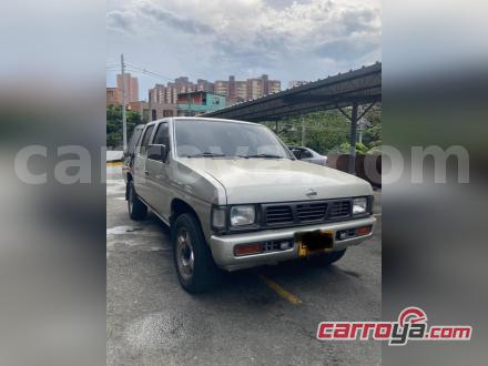 Nissan D21 1998 - imagen 1