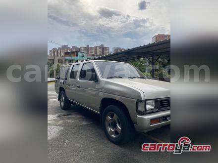 Nissan D21 1998 - imagen secundaria 2