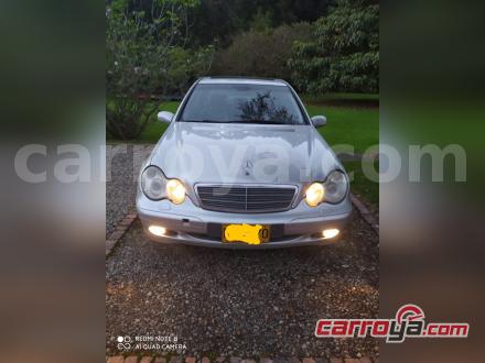 Mercedes Benz Clase C 2004 - imagen secundaria 1