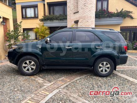 Toyota Fortuner 2008 - imagen secundaria 1