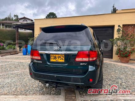 Toyota Fortuner 2008 - imagen secundaria 2