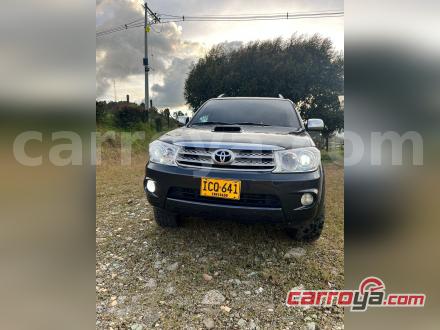 Toyota Fortuner 2009 - imagen secundaria 2