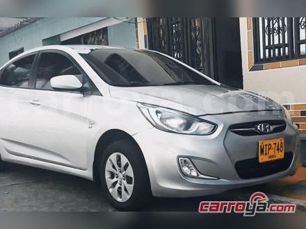 Hyundai i25 2013 - imagen secundaria 2