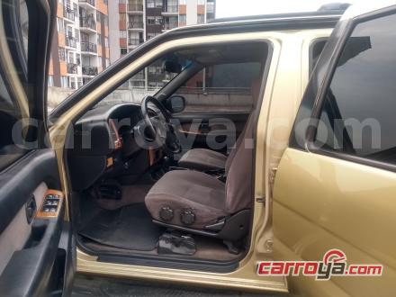 Nissan Pathfinder 2004 - imagen secundaria 2