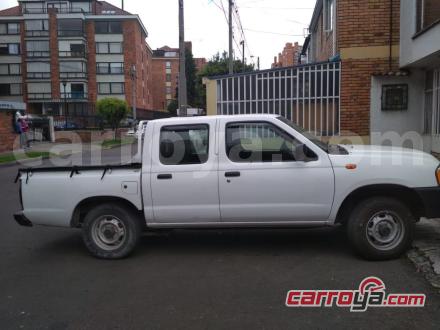 Nissan D22 Frontier 2013 - imagen secundaria 1