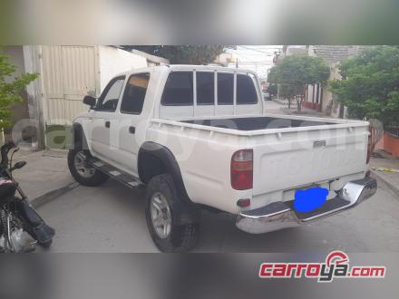 Toyota Hilux 2005 - imagen secundaria 1