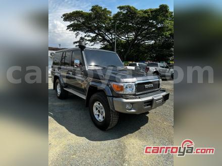 Toyota Land Cruiser 2019 - imagen secundaria 2