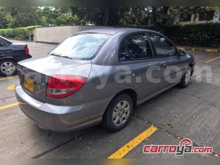 KIA Rio Stylus 2014 - imagen secundaria 2